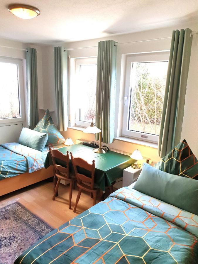 Zimmer Hohbuch Mit Achalmblick Reutlingen Exterior photo