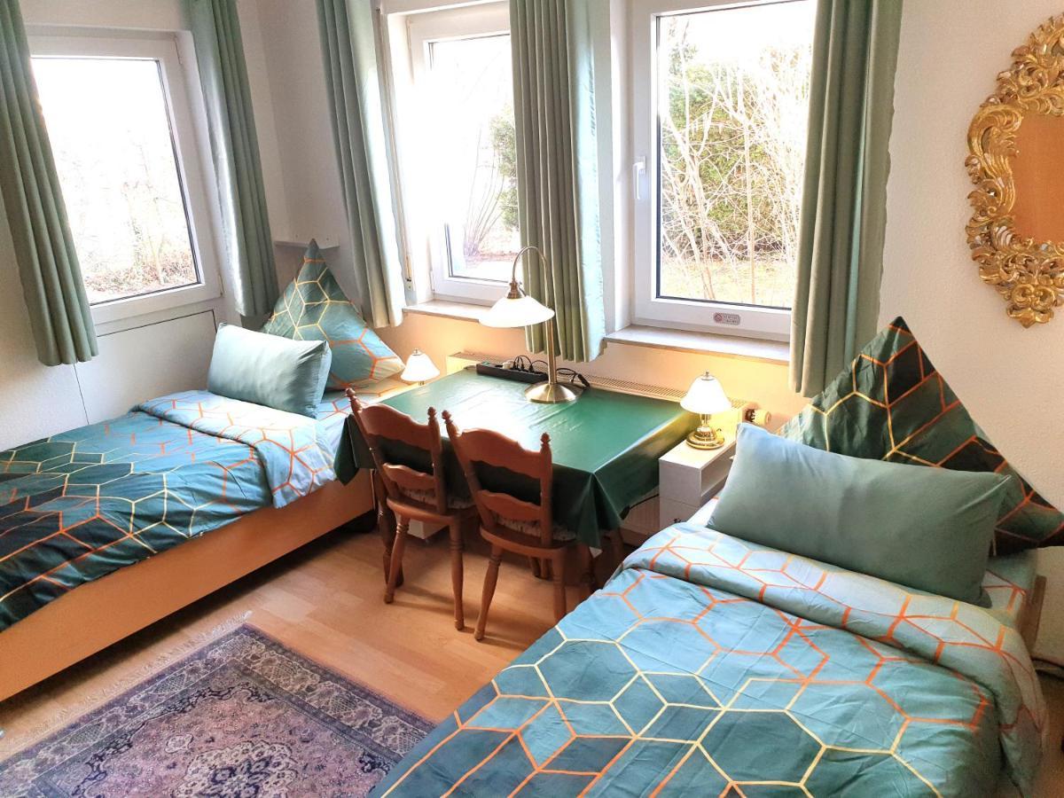 Zimmer Hohbuch Mit Achalmblick Reutlingen Exterior photo